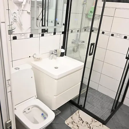 Lägenhet Dani's Luxury 5 Min From Center Skopje